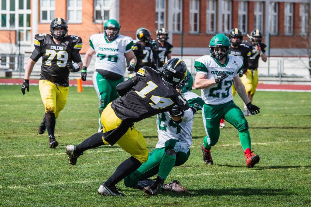 golems-deagons-americky-fotbal-zlin-00027