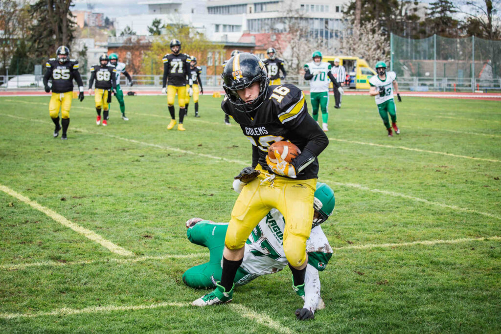 golems-deagons-americky-fotbal-zlin-00103