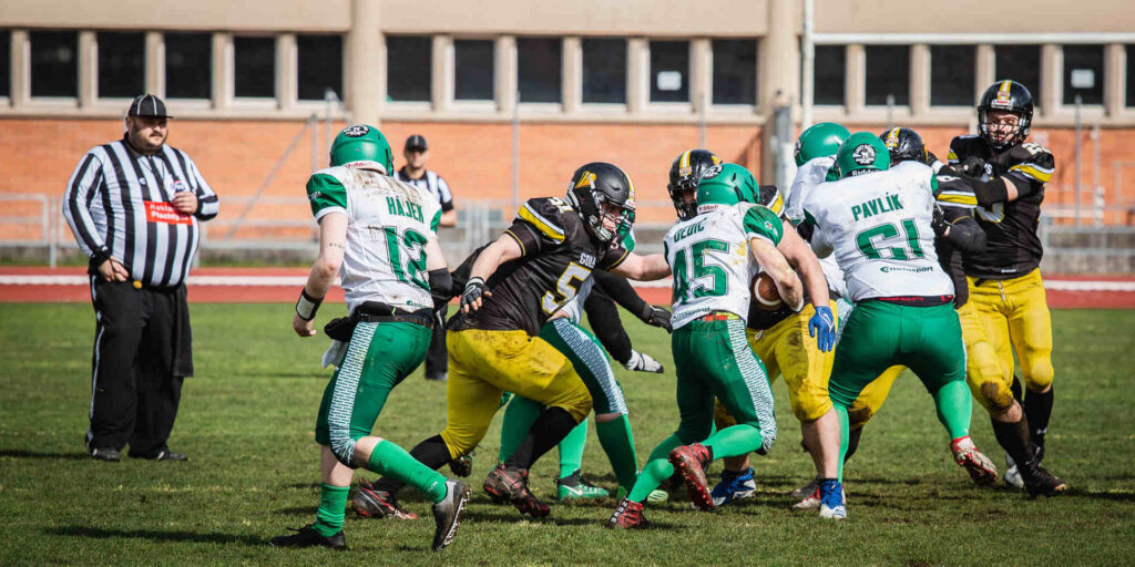 golems-deagons-americky-fotbal-zlin-00118